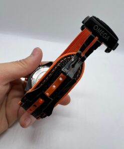 Alternative view of Réplica de Relógio Ômega 