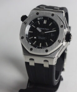 Alternative view of RÉPLICA DE RELÓGIO ALDEMARS PIGUET ROYAL OAK