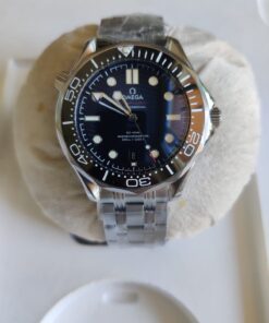 Réplica de Relógio Ômega Seamaster 