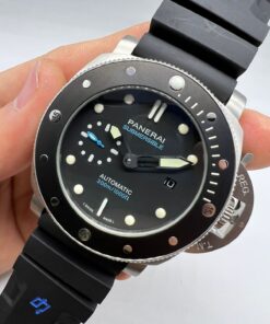 Alternative view of Réplica de Relógio Panerai Borracha