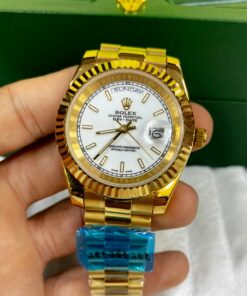 Réplica de Relógio Rolex Day Date - Dourado/Fundo Branco