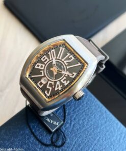FRANCK MULLER VANGUARD 45MM