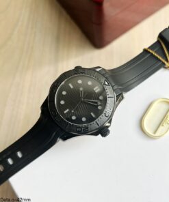 OMEGA SEAMASTER DIVER 300M PRETO PRETO 42MM