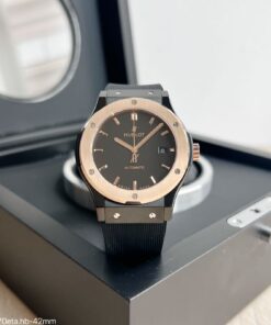 HUBLOT CLASSIC FUSION 45MM PRETO ROSE