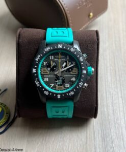 BREITLING ENDURANCE PRO LIGHT VERDE 44MM