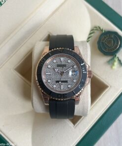 SUPER CLONE MÁQUINA ETA – ROLEX YACHT MASTER ROSE COM BRILHANTE OYSTERFLEX 40MM