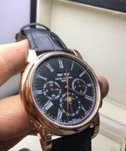 Alternative view of Réplica de Relógio Patek Philippe Automático