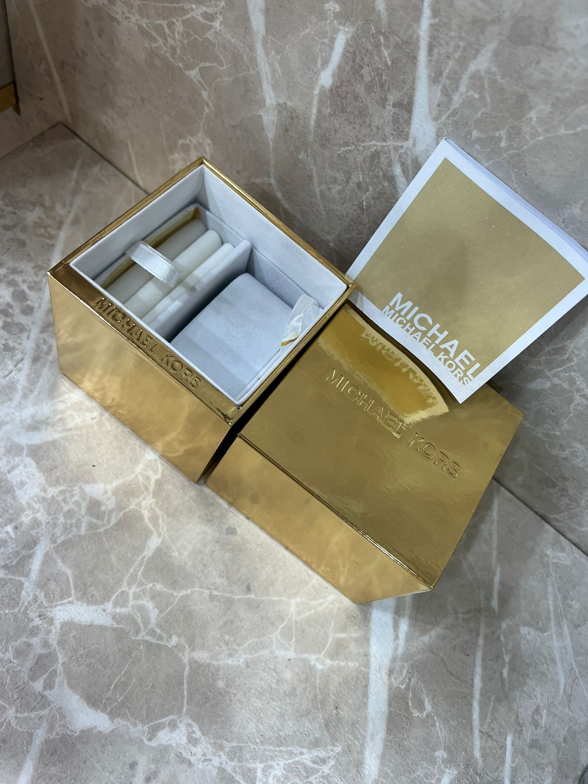 ccec063d-9e01-4d02-9d4f-c99e119d8251