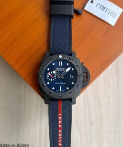 Super Clone Maquina ETA – Panerai Submersible Luna Rossa