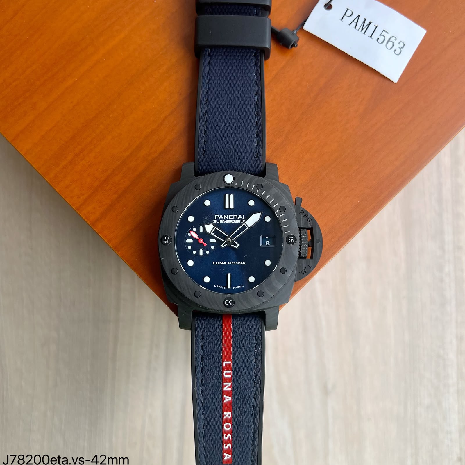 Super Clone Maquina ETA – Panerai Submersible Luna Rossa