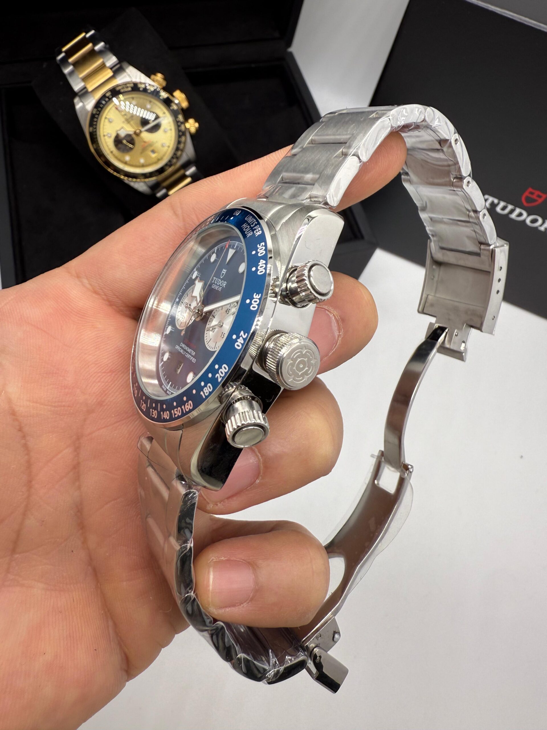 Réplica de Relógio Tudor Geneve Black Bay 41MM - Imagem 2