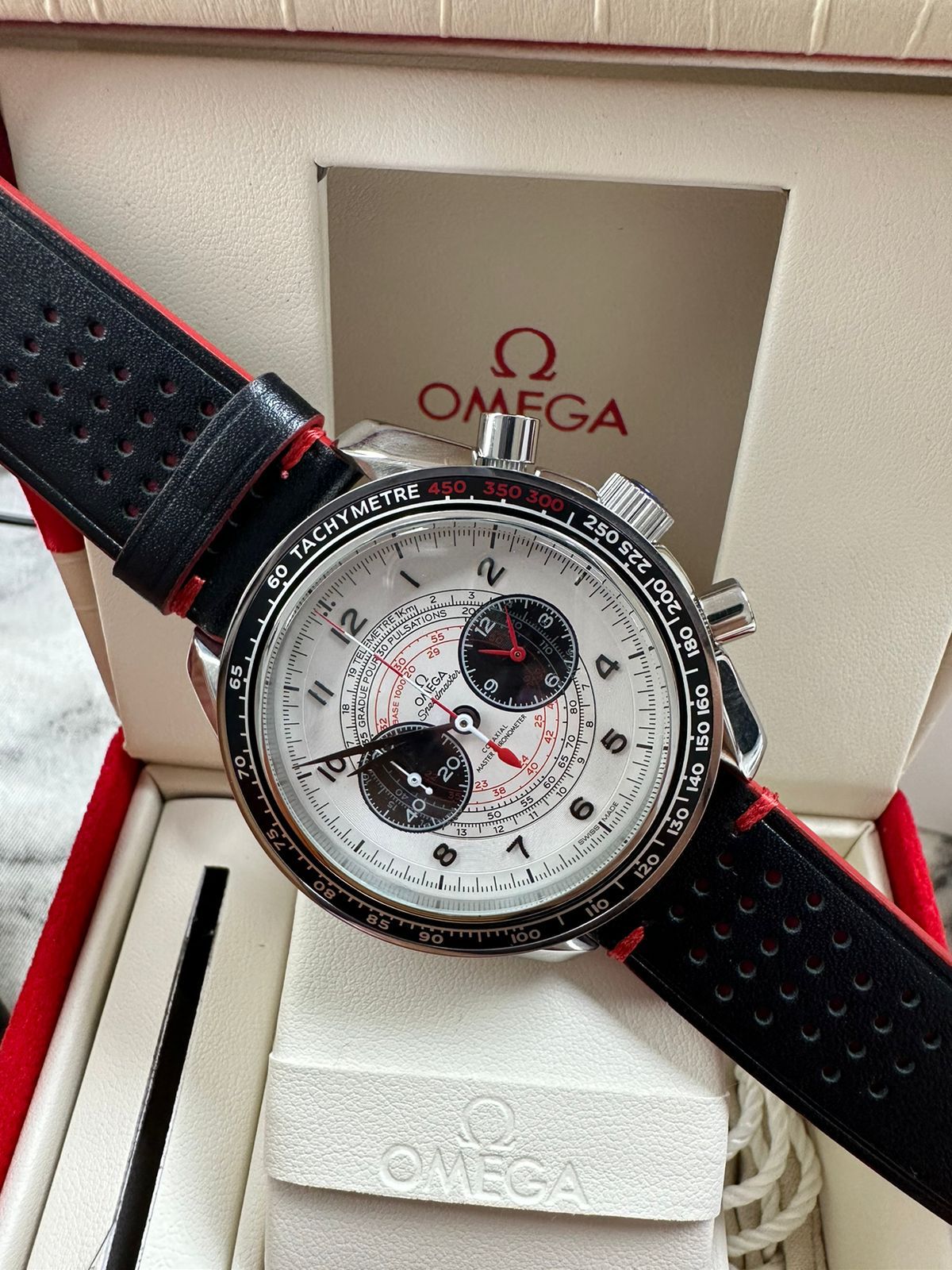 Relógio Réplica Omega Speedmaster Dark Apollo 8