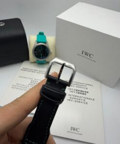 Alternative view of Relógio Réplica Iwc Couro Automático