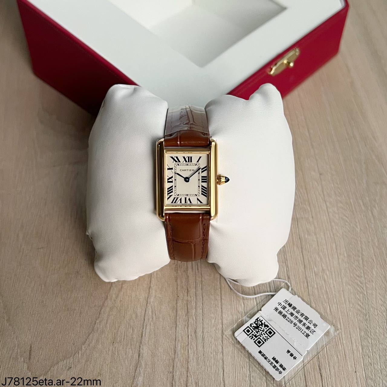 SUPER CLONE MÁQUINA ETA – Cartier Tank Must Red Dial