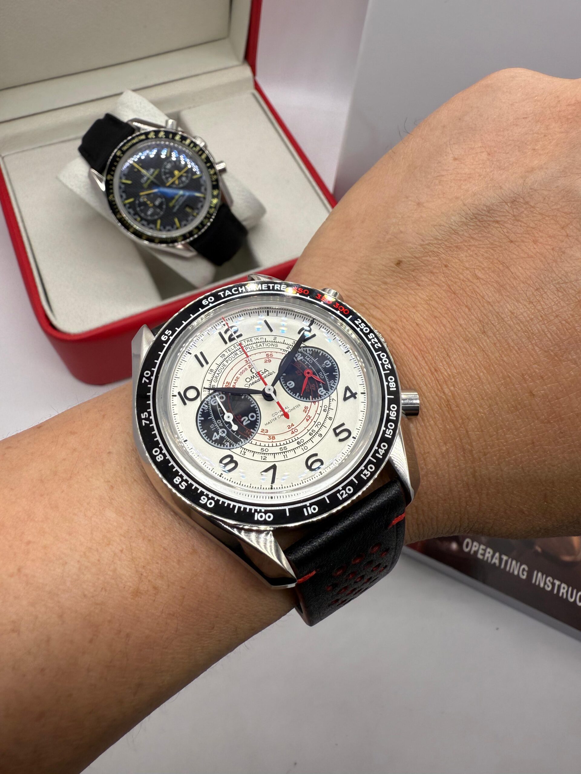 Relógio Réplica Omega Speedmaster Dark Apollo 8 - Imagem 2